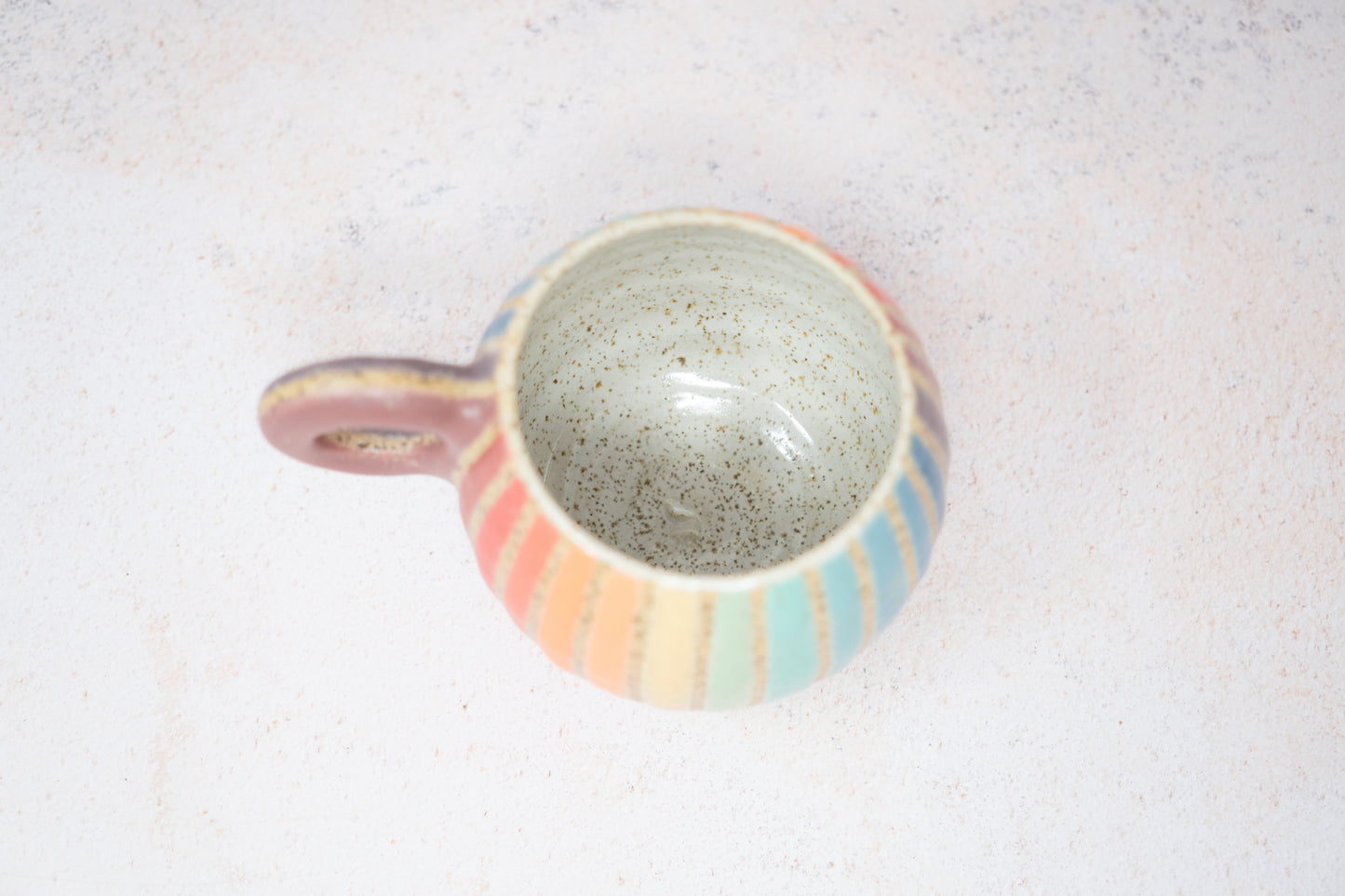 Thin striped mug 1