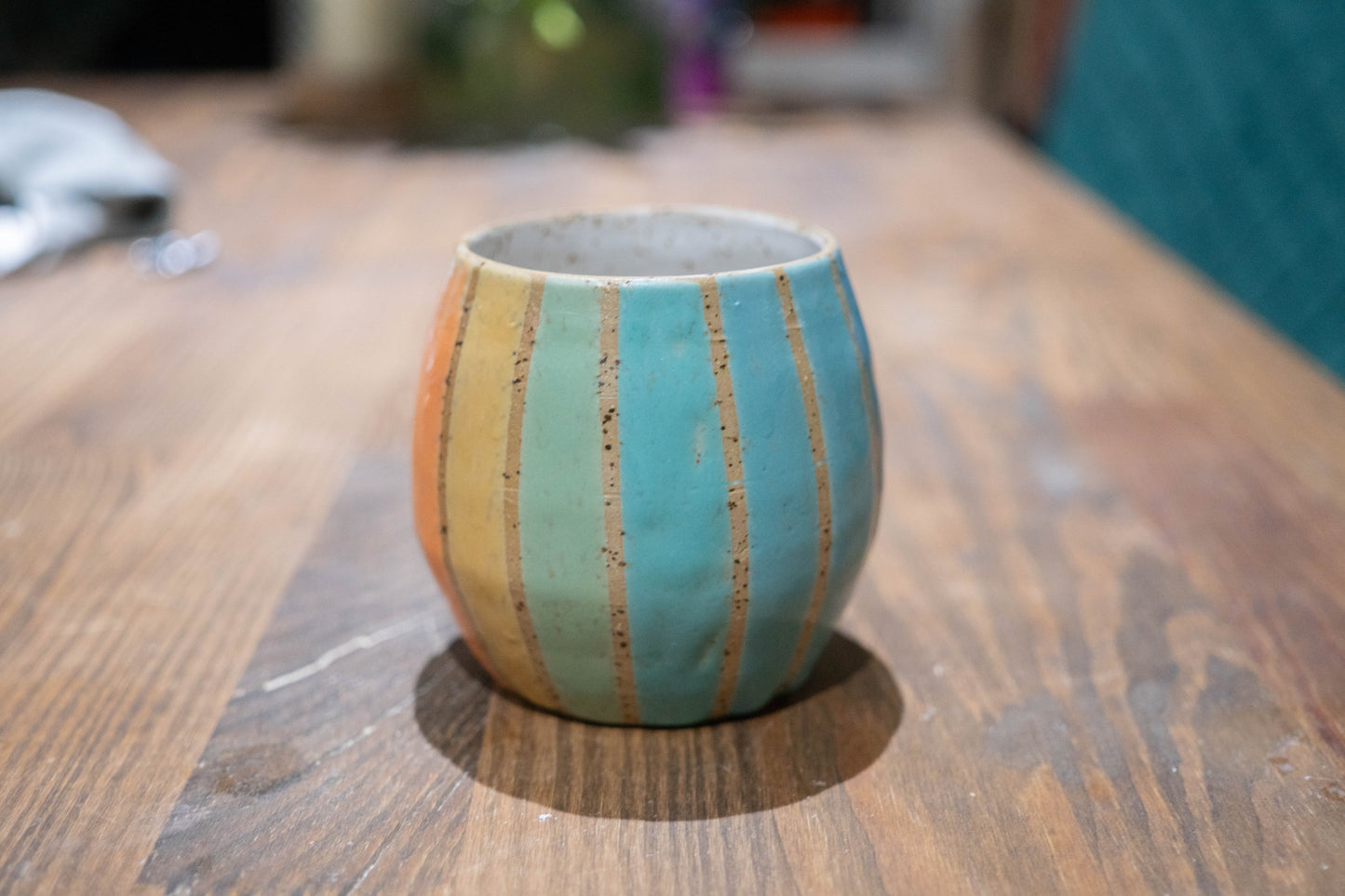 Multicoloured tumbler