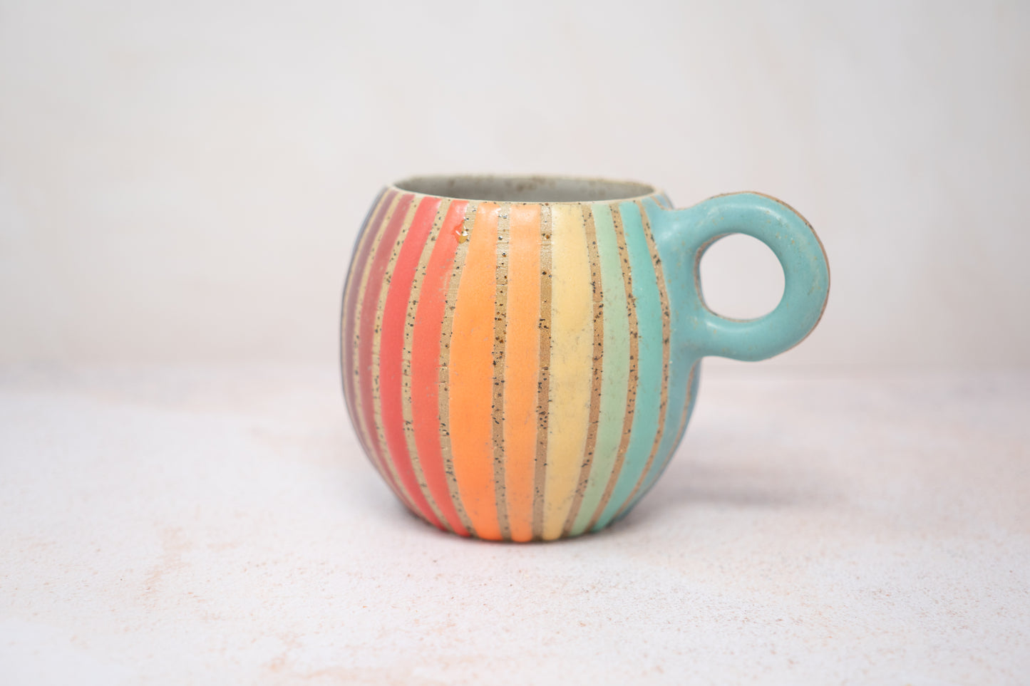 Thin striped mug 2