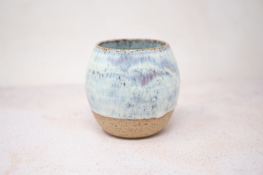 White/light pink tumbler
