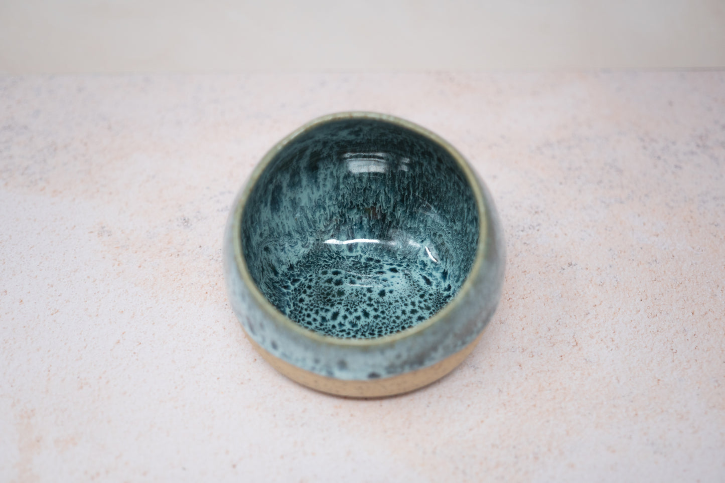 Green spotted salt pig